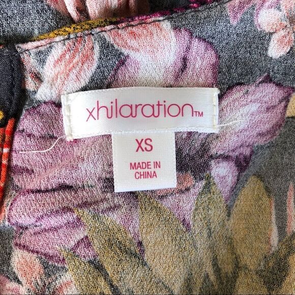 Xhilaration Floral Cropped Flowy Tank Top XS - Picture 8 of 8
